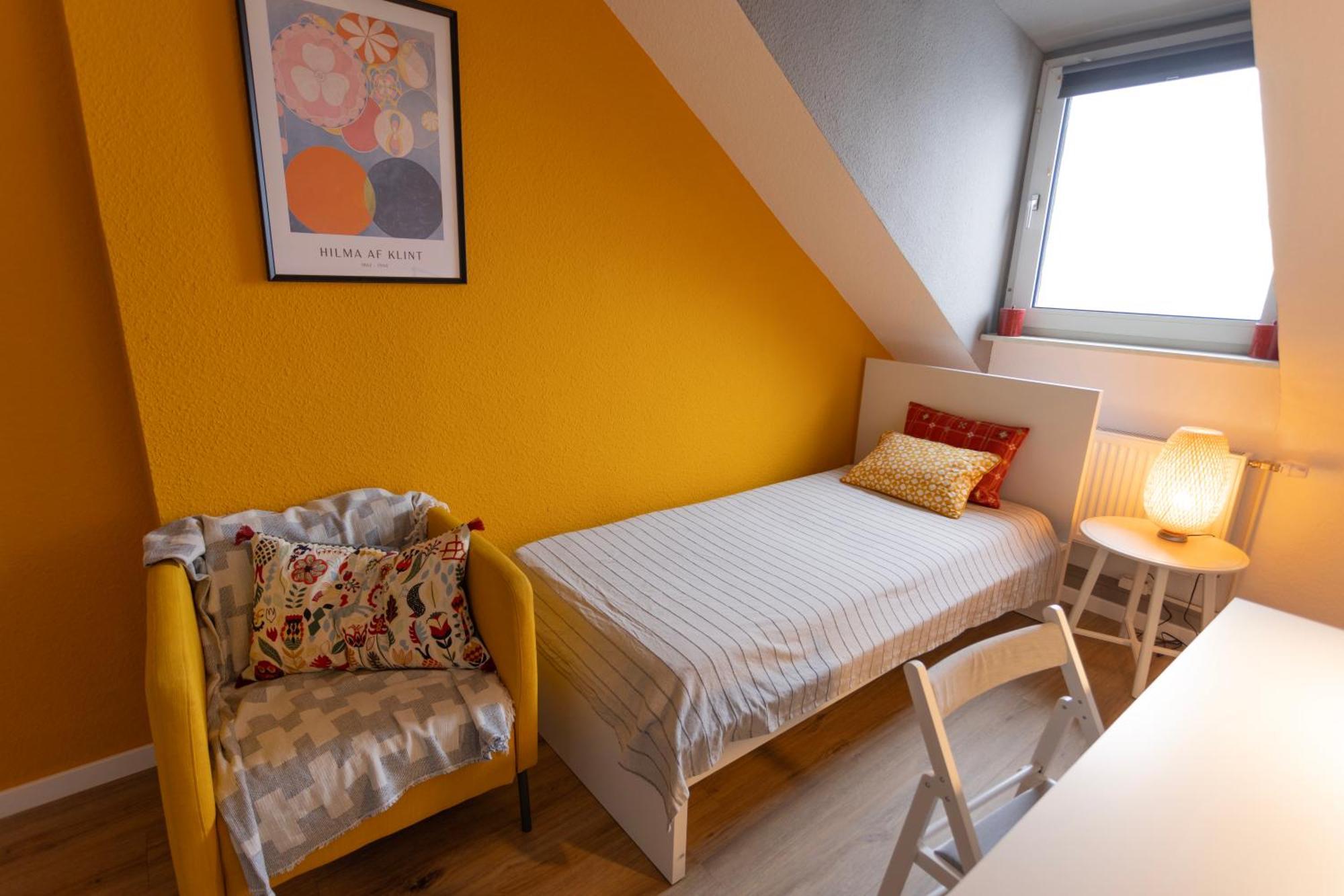 Big Flat With Fresh Renovation, Free Parking, Sonyps, Netflix Apartment Duisburg Exterior foto