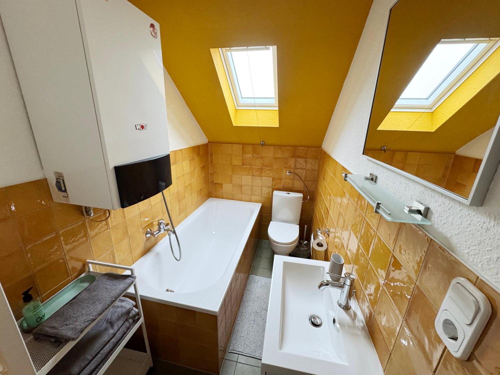 Big Flat With Fresh Renovation, Free Parking, Sonyps, Netflix Apartment Duisburg Exterior foto